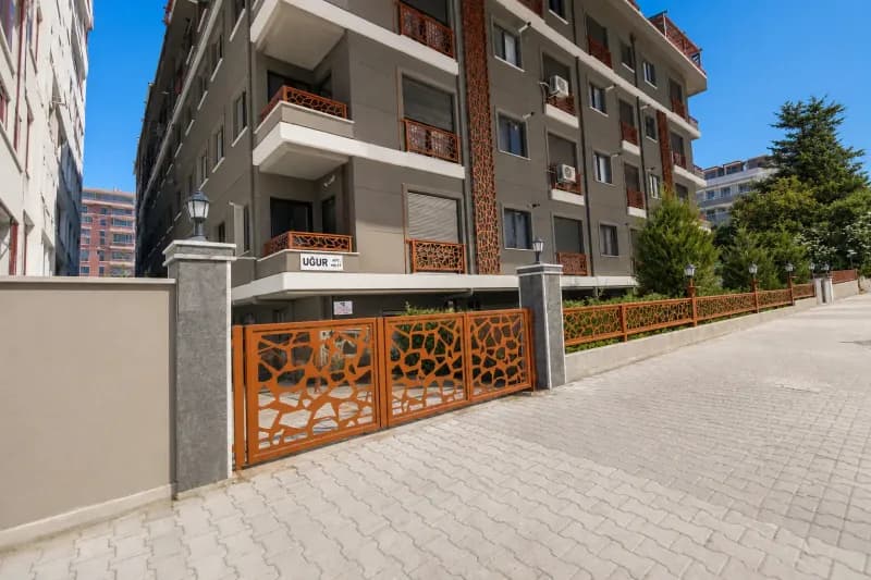 Altıntepede Merkezi Konumda 2+1 Satılık Daire | Kapalı Mutfak |